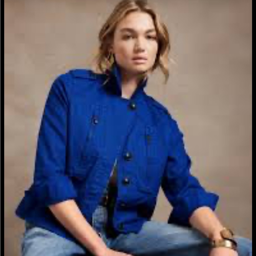 Banana Republic S Women's Cobalt Blue cropped linen Utility Jacket with pockets